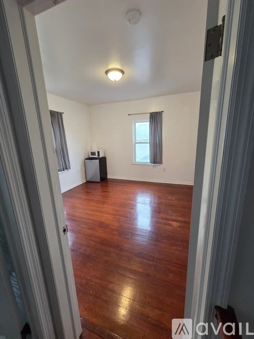 Quincy Apartment: 72 Standish Ave