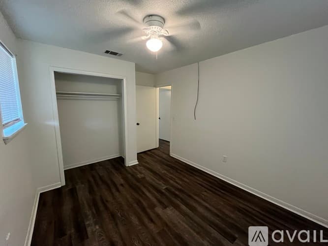 Statesboro House: 2293 Burkhalter Rd