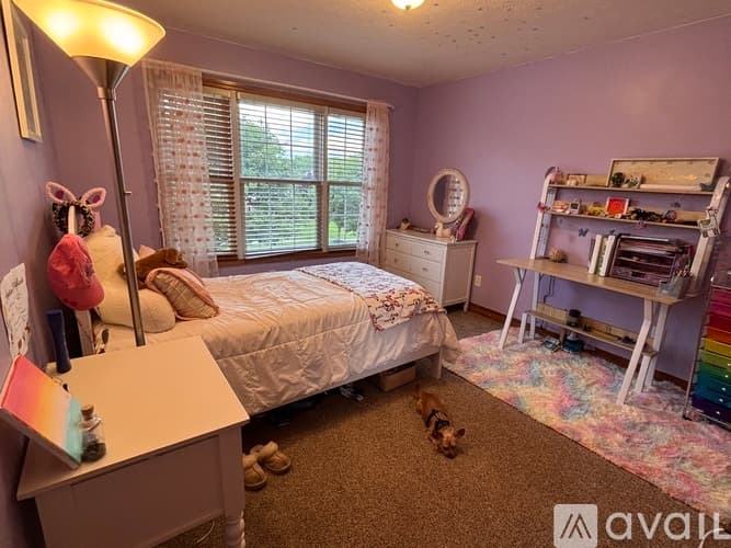Lewis Center House: 8895 Emerald Hill Dr