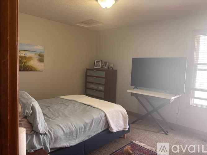 Lewis Center House: 8895 Emerald Hill Dr