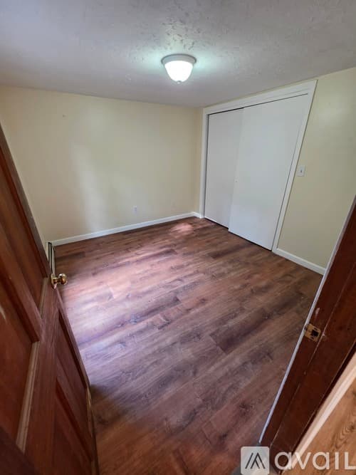Winchendon Apartment: 202 Alger St