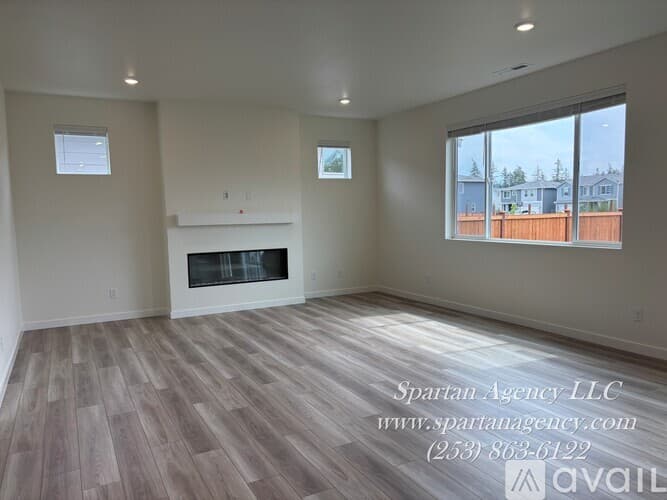 Bonney Lake House: 17110 126th St Ct E
