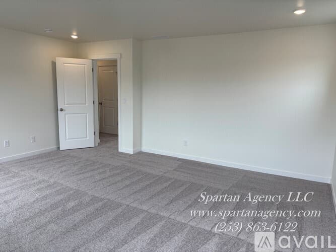 Bonney Lake House: 17110 126th St Ct E