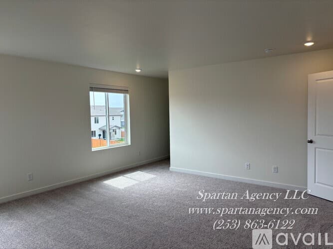 Bonney Lake House: 17110 126th St Ct E