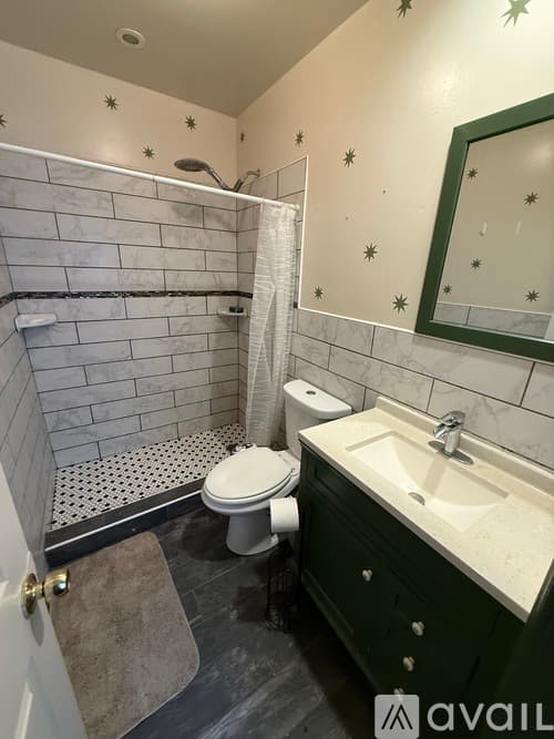 Philadelphia Apartment: 611 North 32nd Street