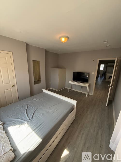 Philadelphia Apartment: 611 North 32nd Street