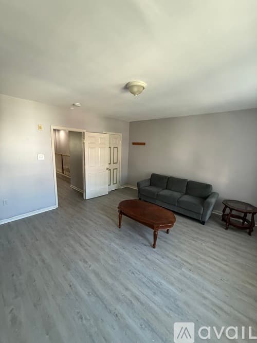 Philadelphia Apartment: 611 North 32nd Street