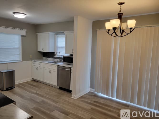 Richfield House: 7332 2nd Ave S