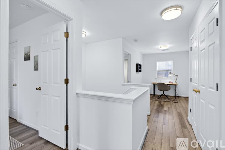 Simpsonville House: 108 Garfield Ln