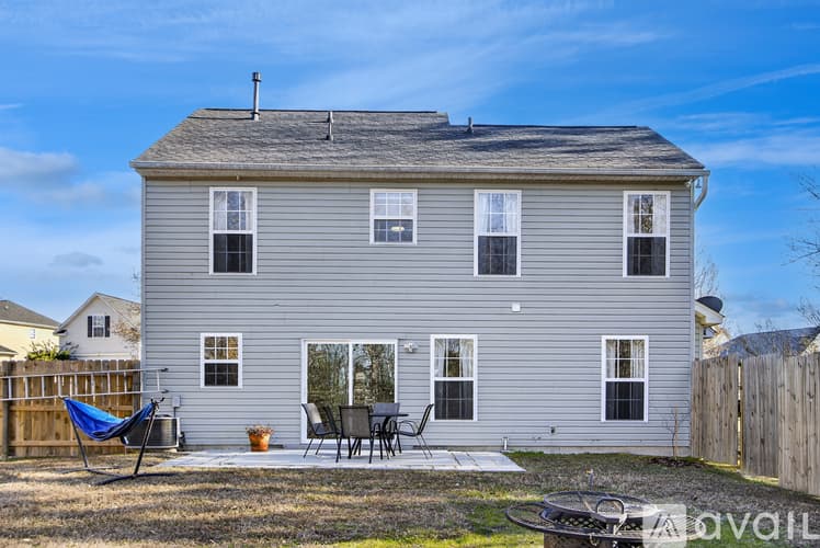Simpsonville House: 108 Garfield Ln