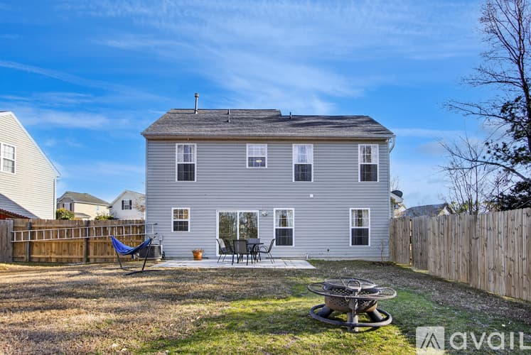 Simpsonville House: 108 Garfield Ln