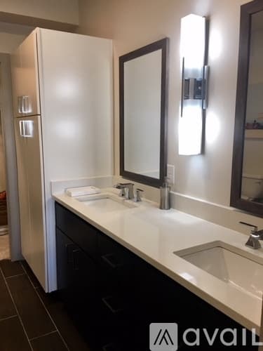 Tampa Townhome: 5704 Baywater Dr