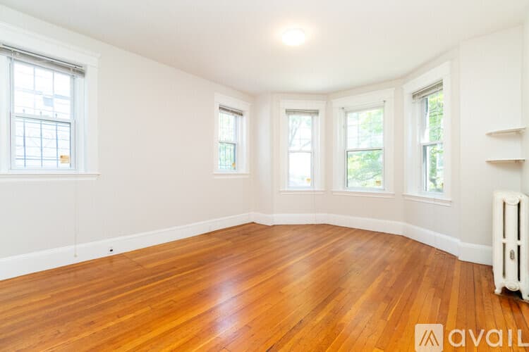 Boston Apartment: 61 Quint Avenue