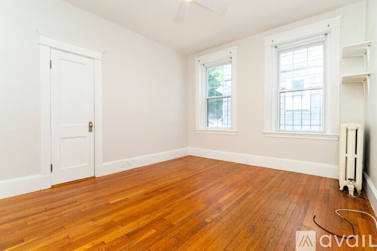 Boston Apartment: 61 Quint Avenue