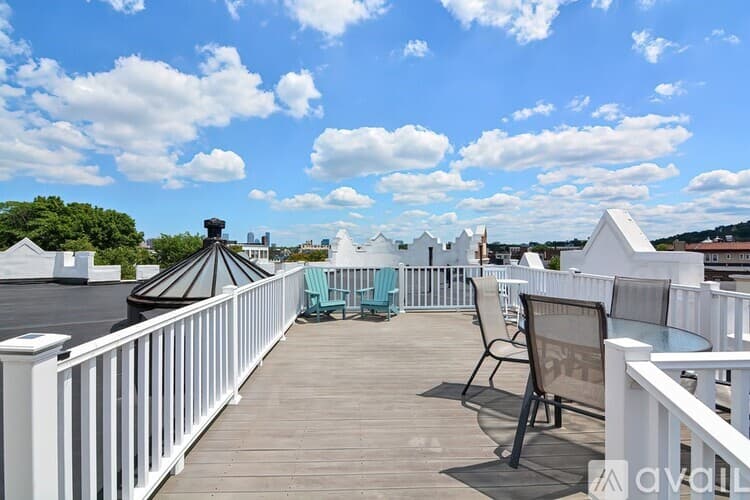 Boston Apartment: 61 Quint Avenue