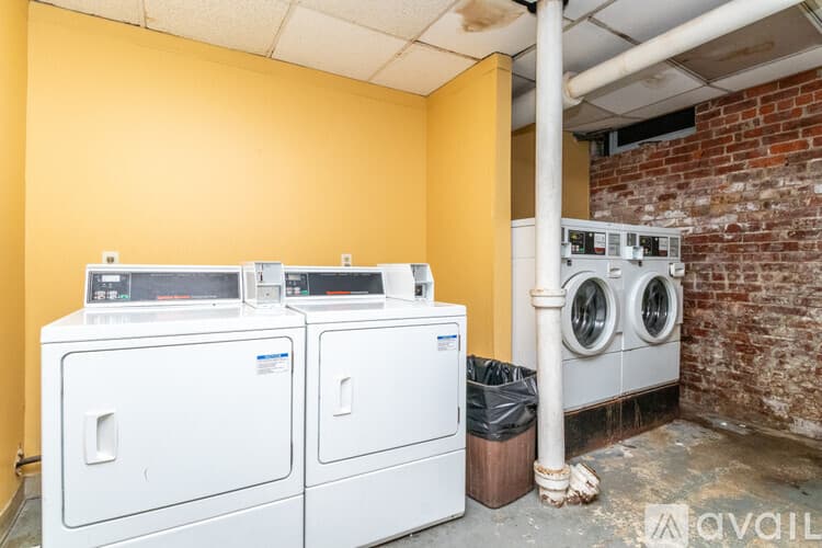 Boston Apartment: 61 Quint Avenue