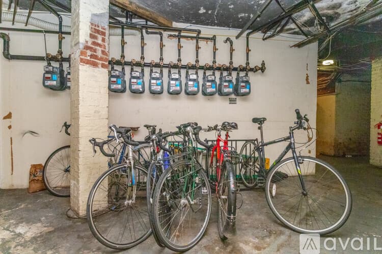 Boston Apartment: 61 Quint Avenue