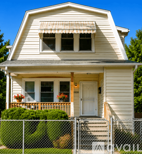 Chicago House: FURNISHED 8202 S Muskegon Av 2 Bd 1 Ba Basement