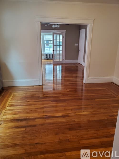 Providence Apartment: 15 Pembroke Avenue