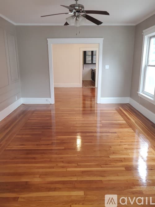 Providence Apartment: 15 Pembroke Avenue