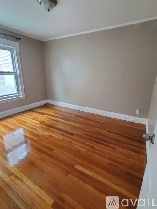 Providence Apartment: 15 Pembroke Avenue