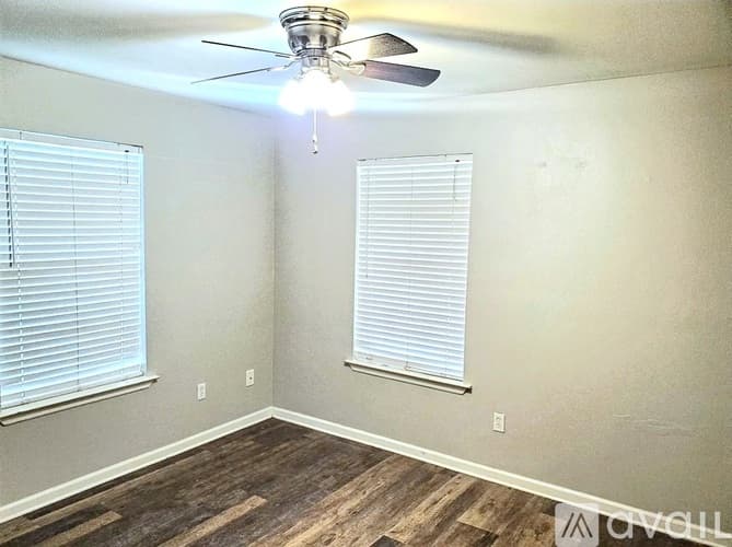 Tallahassee House: 1610 Saxon Street