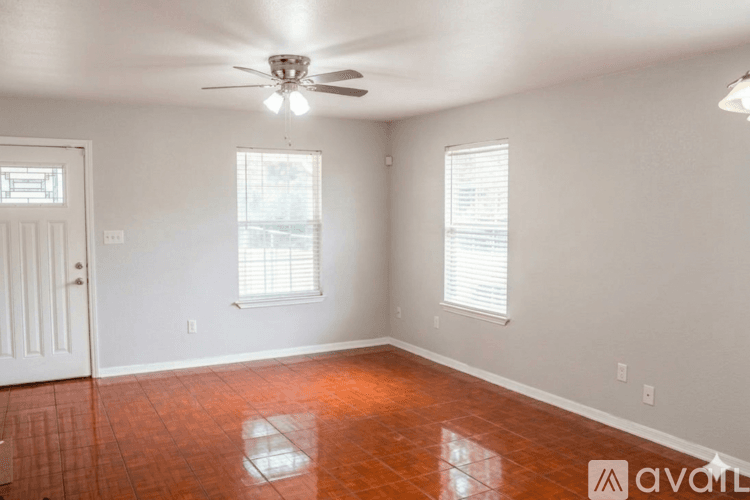 Tallahassee House: 1610 Saxon Street