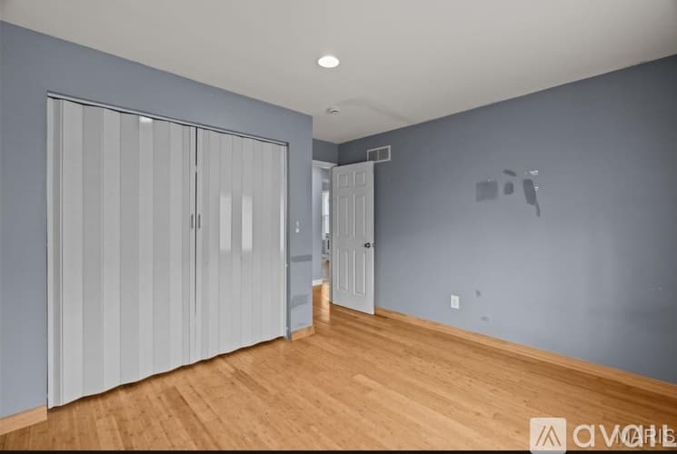 St. Louis Apartment: 5462 Christy Blvd