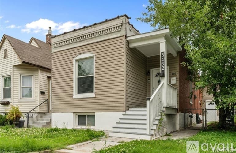 St. Louis Apartment: 5462 Christy Blvd