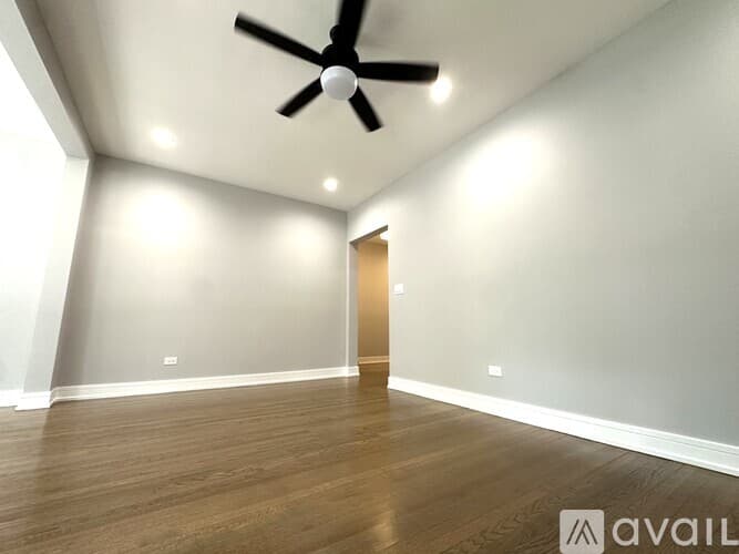 Chicago Apartment: 5452 N Paulina St