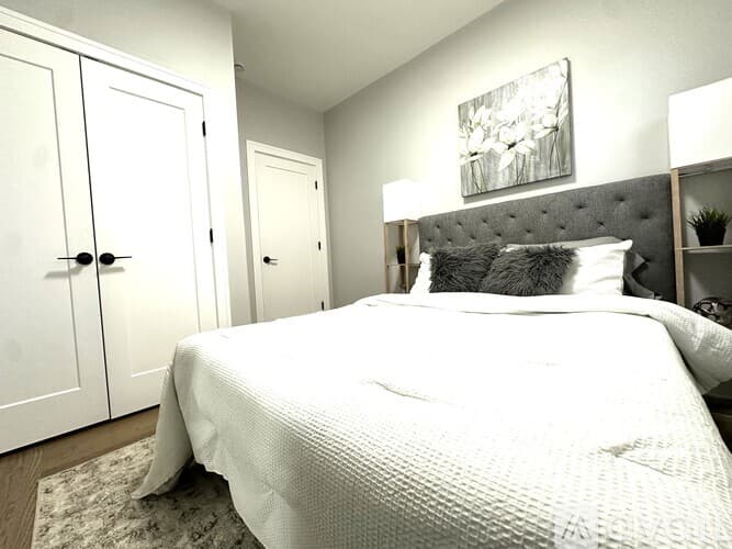 Chicago Apartment: 5452 N Paulina St