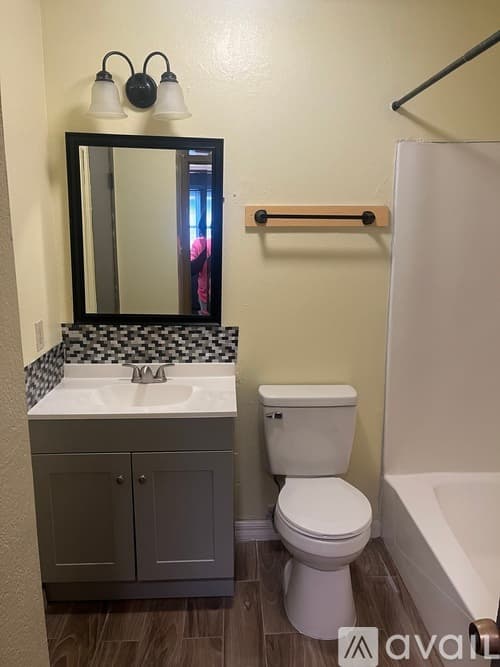Harvey Apartment: 2316 Old Compton Road