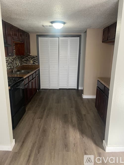 Harvey Apartment: 2316 Old Compton Road