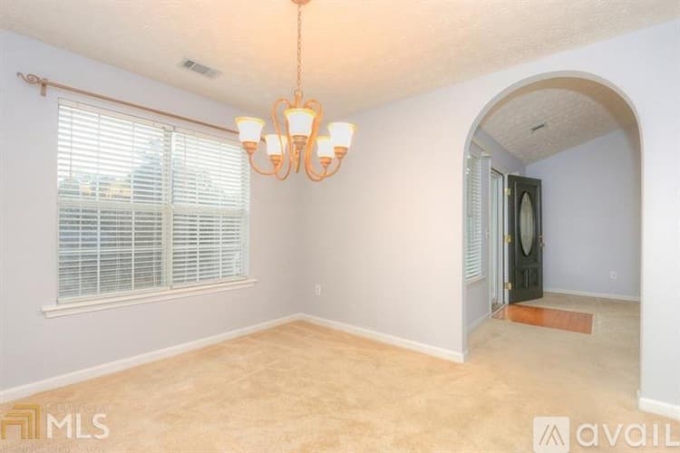 Loganville House: 3284 Rockwalk Terrace