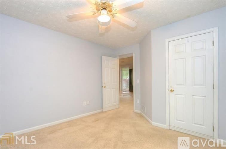 Loganville House: 3284 Rockwalk Terrace