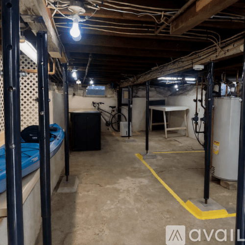 Greenwich House: 217 5 River Rd Ext