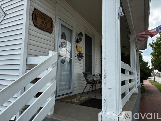 Harrisburg Apartment: 6061 Linglestown Rd