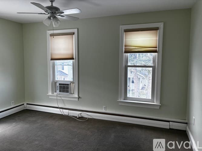 Harrisburg Apartment: 6061 Linglestown Rd