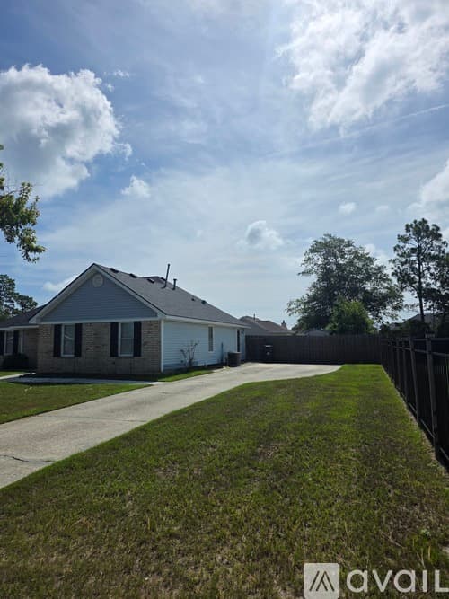 Augusta House: 2602 Anacua Way