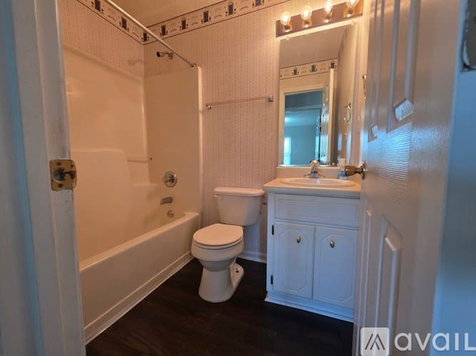 Augusta House: 2602 Anacua Way