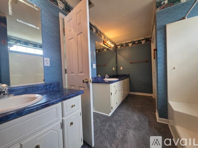 Augusta House: 2602 Anacua Way