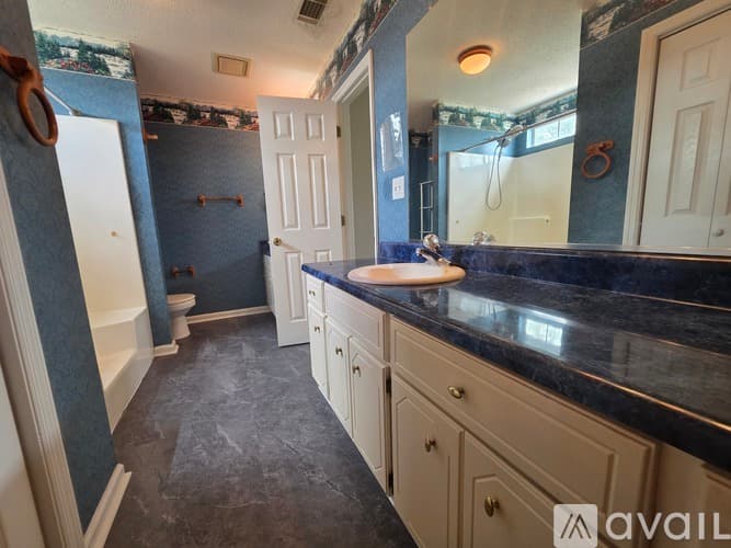 Augusta House: 2602 Anacua Way