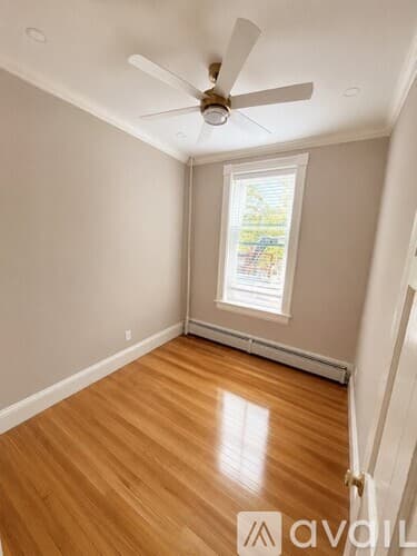 Amherst Apartment: 69 South Pleasant Street