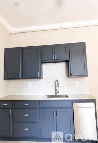 Amherst Apartment: 69 South Pleasant Street