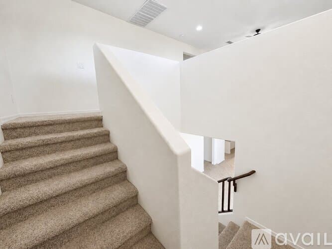 Chandler House: 1131 East Binner Drive
