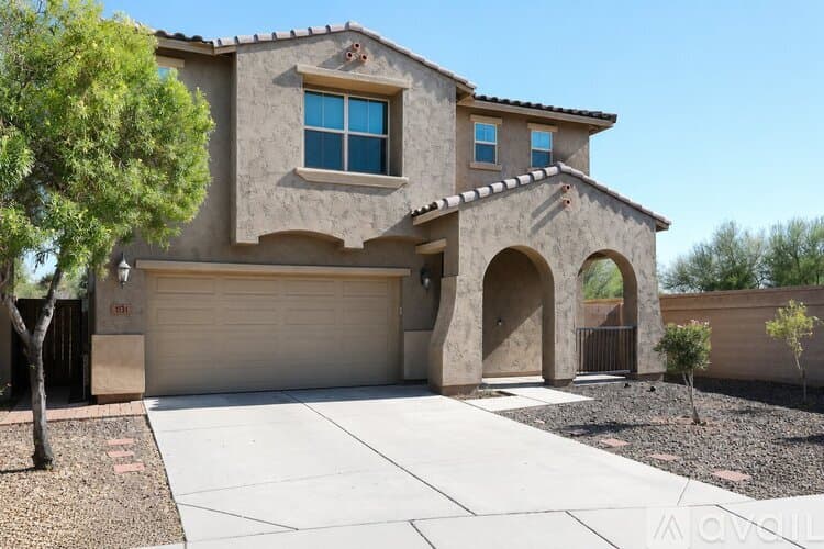 Chandler House: 1131 East Binner Drive