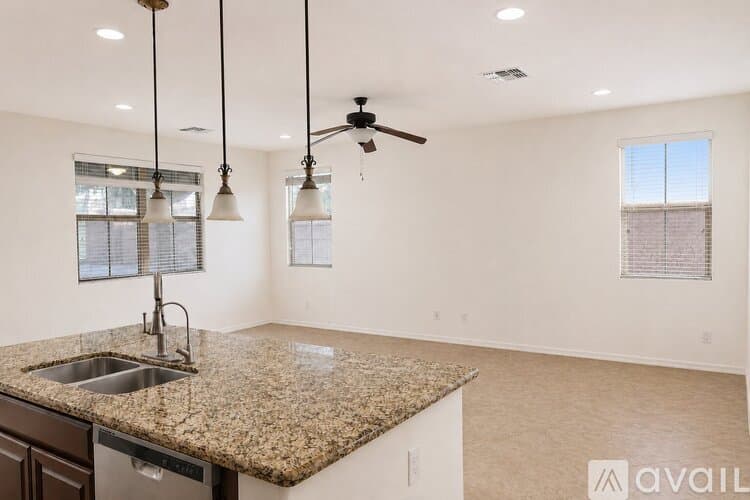 Chandler House: 1131 East Binner Drive
