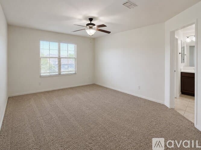 Chandler House: 1131 East Binner Drive
