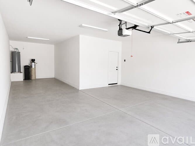 Chandler House: 1131 East Binner Drive