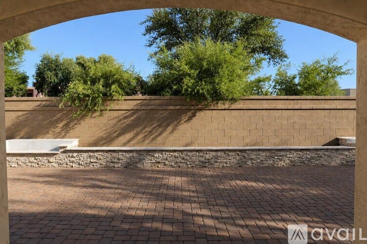 Chandler House: 1131 East Binner Drive